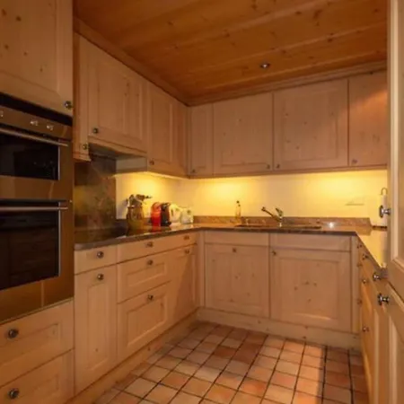 Apartment Ideally Located Ground Floor Flat In Saanen Center *